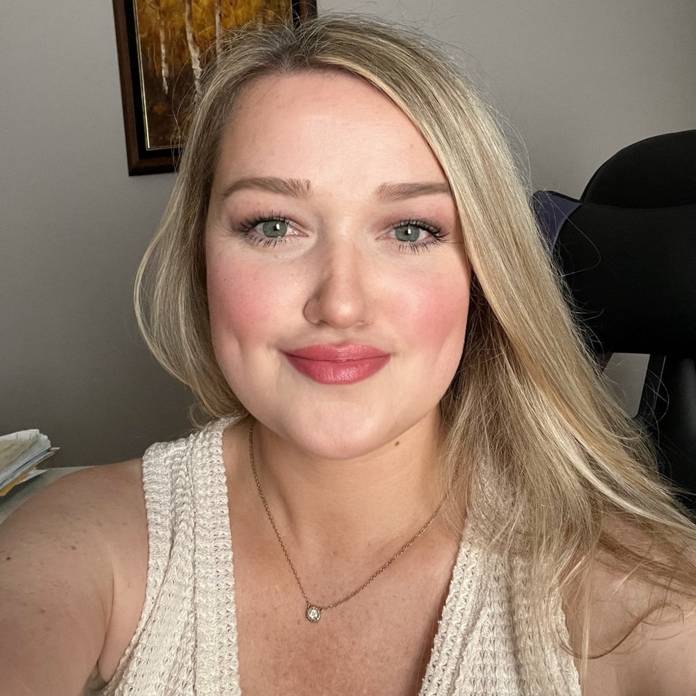 Meet your Posher, Deidre